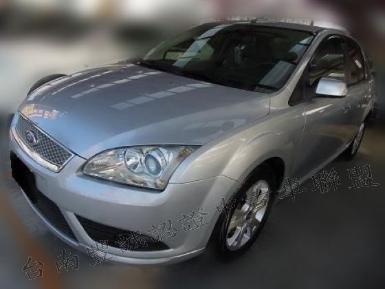 Ford 福特 Focus 1.8 照片1
