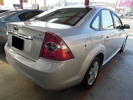 Ford 福特 Focus 1.8 照片10