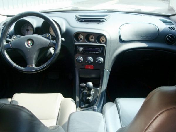 Alfa Romeo愛快羅密歐156黑 照片6