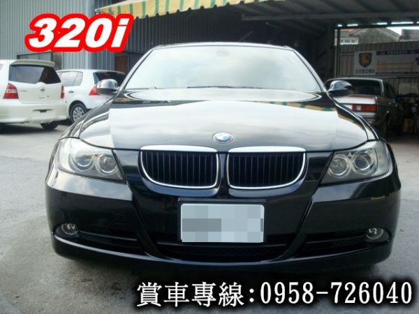 07年BMWE90寶馬320I 2.0黑 照片2