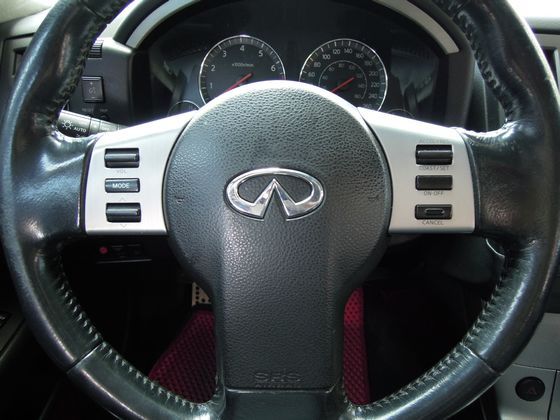 Infiniti 極致 FX35 照片5