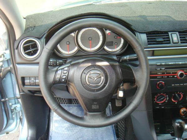 MAZDA 3 2.0S 照片9