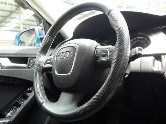 Audi 奧迪 A4 2.0T Avan 照片3