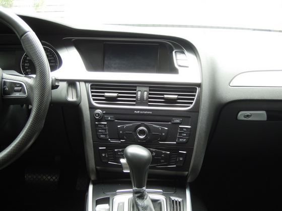 Audi 奧迪 A4 2.0T Avan 照片4