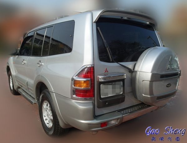 MITSUBISHI PAJERO 照片3