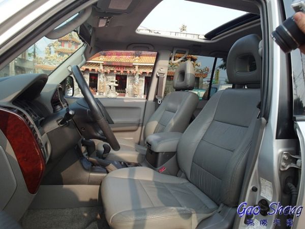 MITSUBISHI PAJERO 照片7