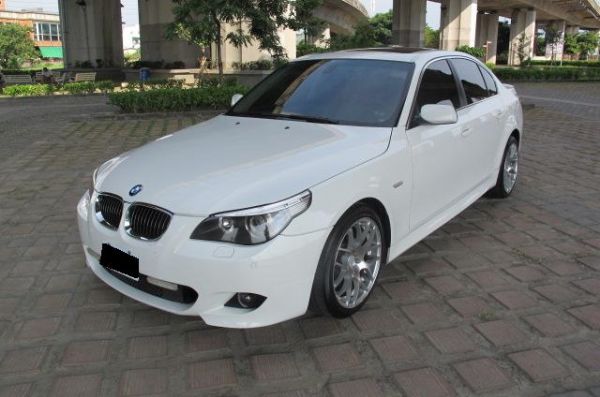 BMW 523 照片9