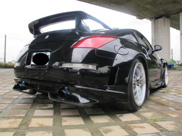 Nissan 350z Nissan 日產350z 台中中古車 二手車 台中中古汽車 台中中古車行 台中