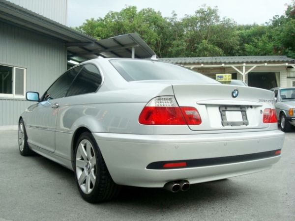 330CI E46 BMW 寶馬 05年 照片3