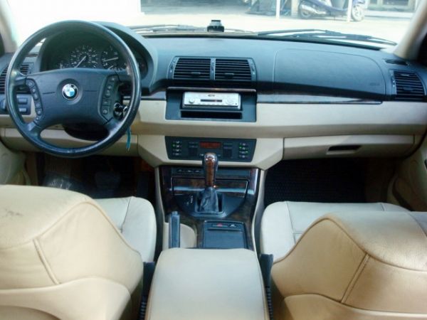 X5 BMW 寶馬 E53 01年白  照片6