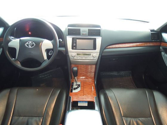 Toyota豐田 Camry 照片2