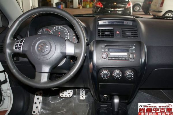  Suzuki 鈴木 SX4 1.6 照片3