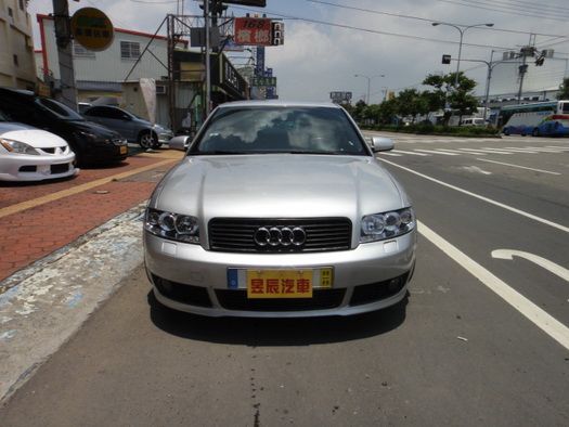 AUDI 奧迪  A4 1.8T 照片2