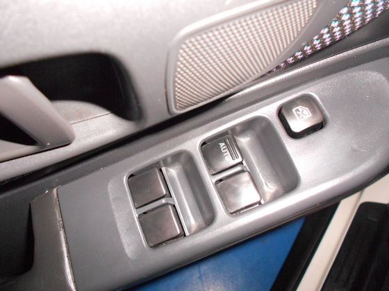 Subaru 速霸陸Impreza GT 照片9