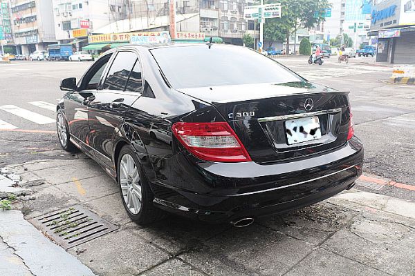 賓士/C300 AMG 富士康汽車 照片4