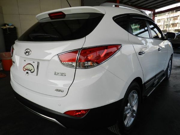  HYUNDAI  現代IX35 白  照片9