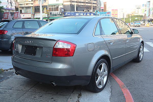 奧迪 A4  AUDI 富士康汽車 照片3