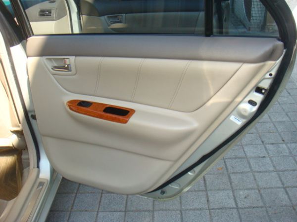 TOYOTA ALTIS 照片6