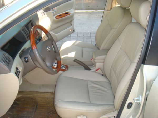 TOYOTA ALTIS 照片7