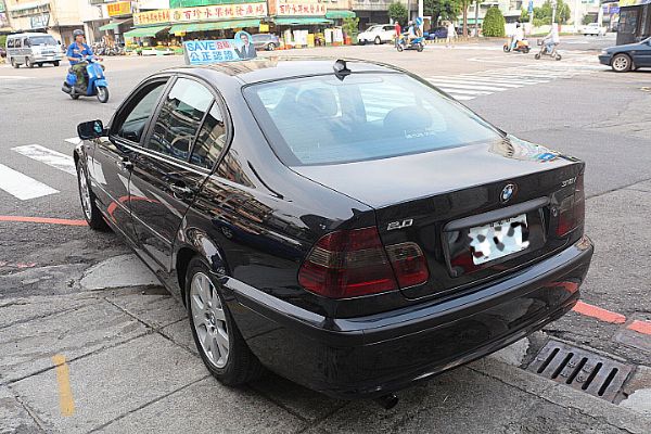 BMW 318i 2.0小改款 富士康 照片4