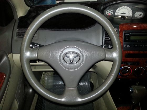 Toyota豐田 Vios 照片5