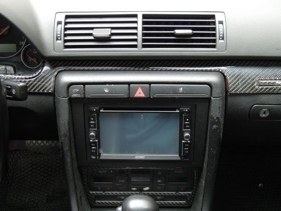 Audi 奧迪 A4 1.8T 照片7