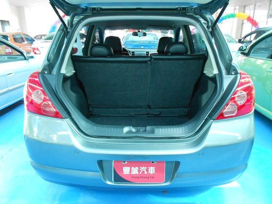 Nissan 日產 Tiida 照片9