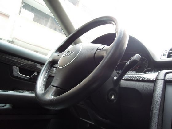 Audi 奧迪 A4 1.8T 照片3