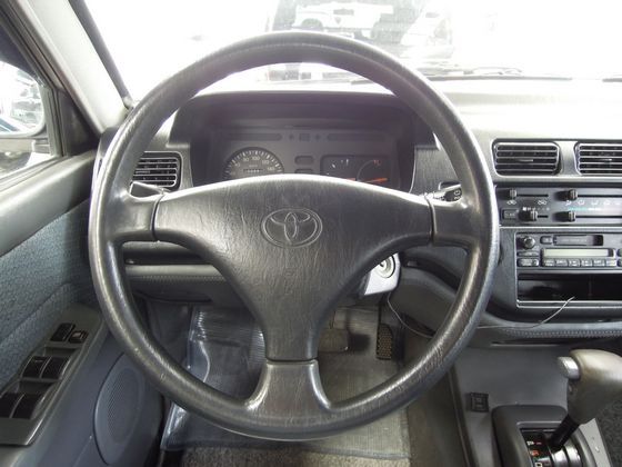 Toyota豐田 Zace(瑞獅) 照片5