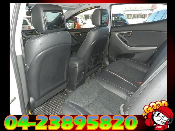 HYUNDAI ELANTRA  1.8 照片8