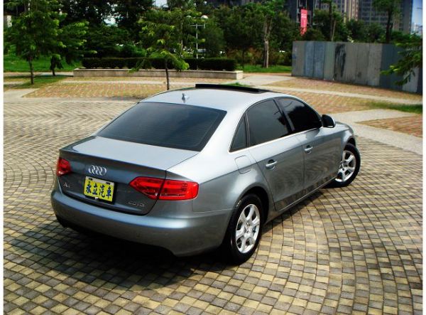 A4 2.0 TDI 2009 照片9