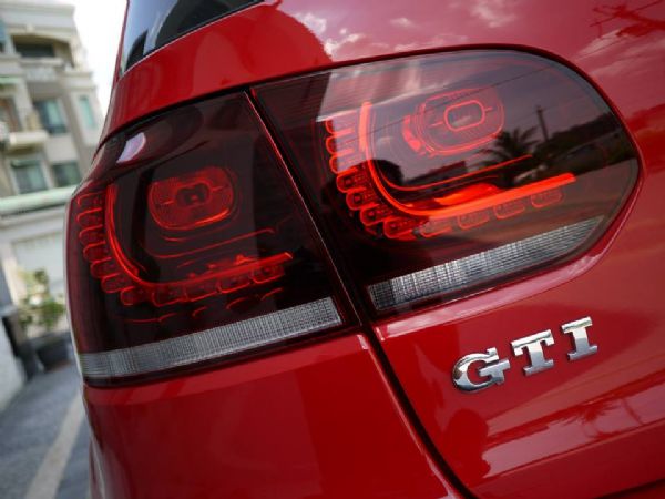 12年 gti 原漆 新車保固 僅跑2萬 照片10