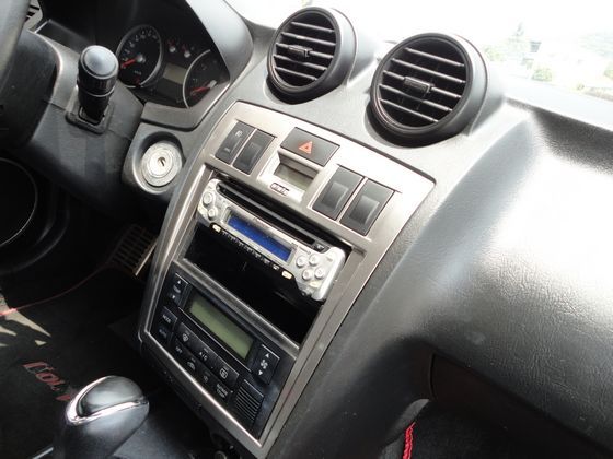 Hyundai 現代 Coupe  照片4