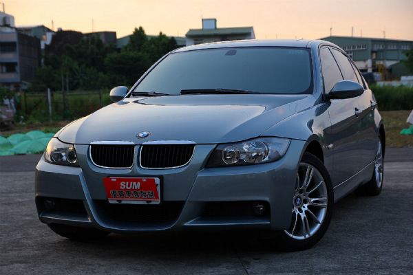 保證實車全額貸低月付BMW320i 照片10