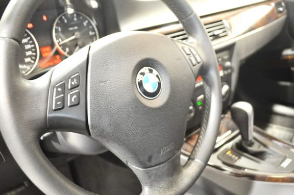 06 BMW 320 免頭款免保人全額貸 照片7