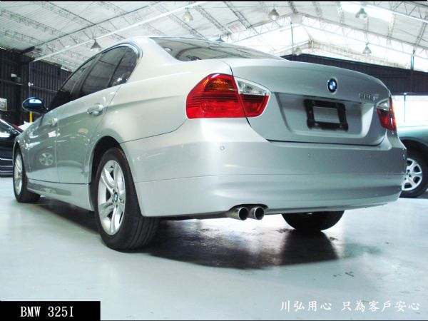 BMW 325  照片5