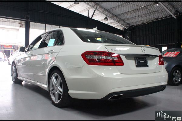 E350  COUPE 白色  照片4