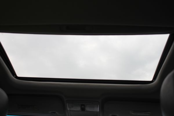 2.4黑色 頂級版 倒車顯影 天窗 定速 照片7