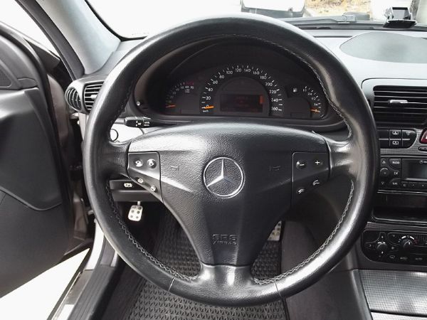 Benz 賓士 C-Class C230 照片7