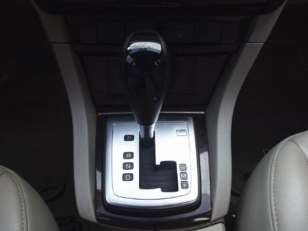 Ford 福特 Focus 1.8 銀 照片6