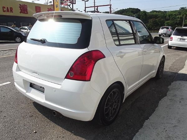  Suzuki 鈴木 Swift 1.5 照片10