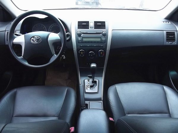 Toyota 豐田 Altis 1.8 照片2