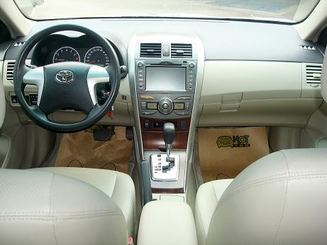 豐田 ALTIS 2011 1.8白 照片4