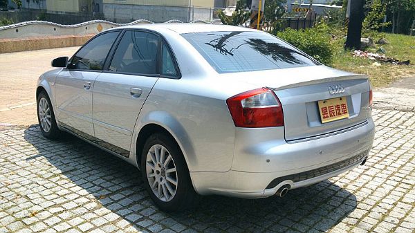 AUDI 奧迪  A4 1.8T 照片3