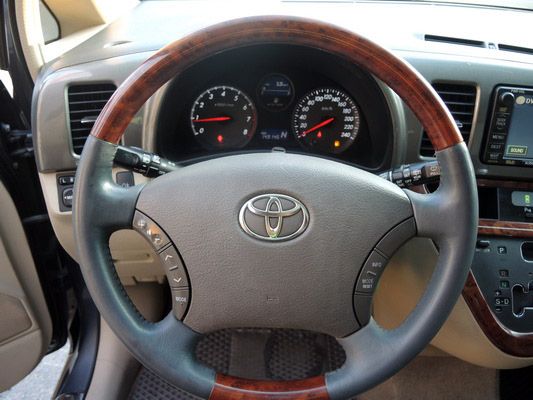 TOYOTA WISH G版 7人座  照片3