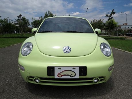 VW 福斯 BEETLE 綠 1.6 照片2