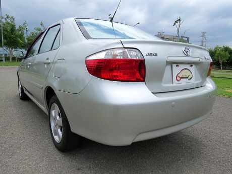 TOYOTA 豐田 VIOS E 銀 照片7