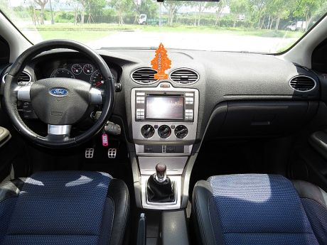 FORD 福特 FOCUS 黑 5D M 照片3