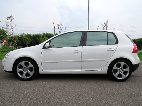 VW 福斯 GOLF TDI 白 2.0 照片9