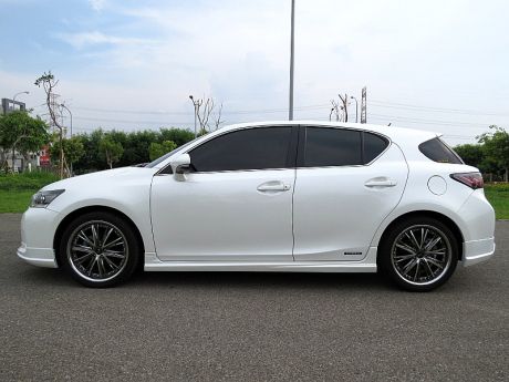 LEXUS 凌志 CT200H 1.8 照片9